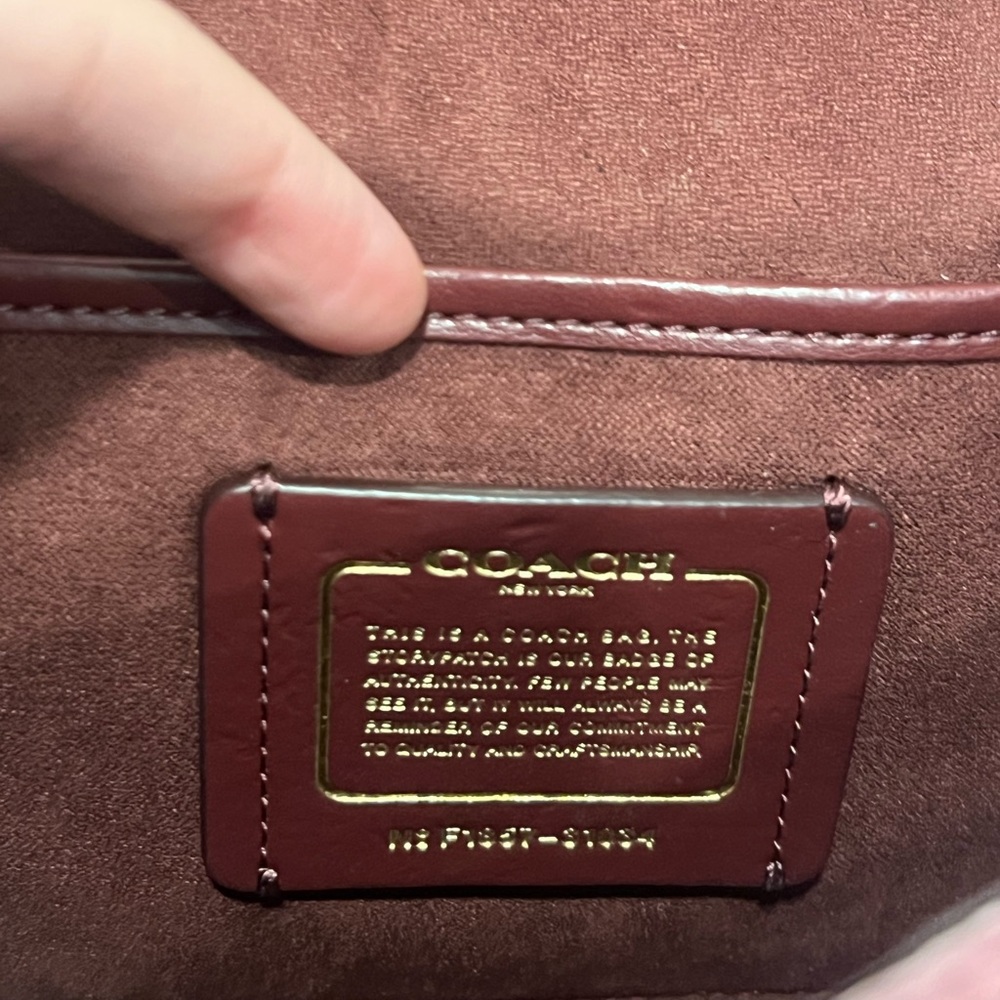 Coach Pink Velvet Parker 19 Quilted Shoulder Bag with Woven strap - Picture 9 of 10